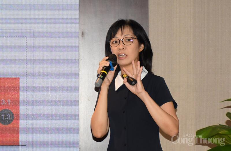 Bà Nguyễn Cao Ngọc Dung - Phụ trách phát triển thị trường Việt Nam và Philippines Công ty NielsenIQ. Ảnh: Thanh Minh.