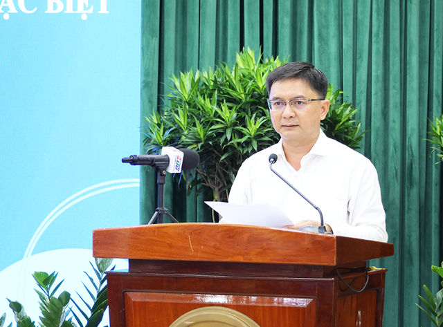 Phó Chủ tịch UBND TP. Hồ Chí Minh Nguyễn Mạnh Cường phát biểu tại hội thảo. Ảnh: Lê Văn