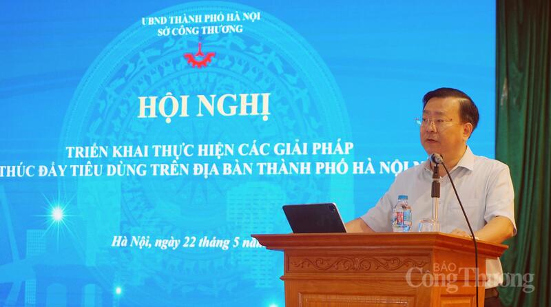 Ông Võ Nguyên Phong, Thành ủy viên, Giám đốc Sở Công Thương Hà Nội phát biểu khai mạc Hội nghị. Ảnh: Nguyễn Hạnh
