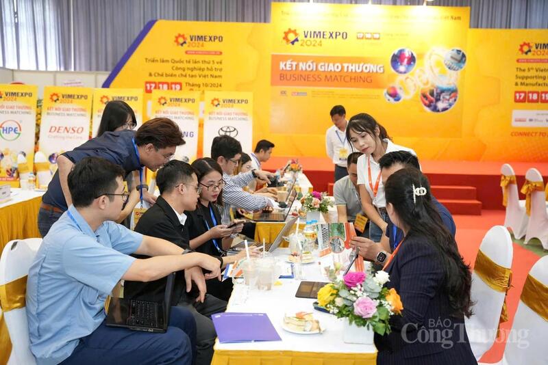 Chương trình kết nối giao thương tại VIMEXPO 2024. Ảnh: NH