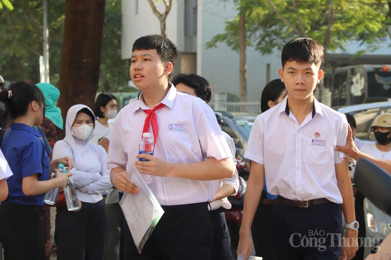 Hơn 43.500 thí sinh tại TP. Đà Nẵng chính thức bước vào kỳ thi tuyển sinh lớp 10, năm học 2026 - 2027
