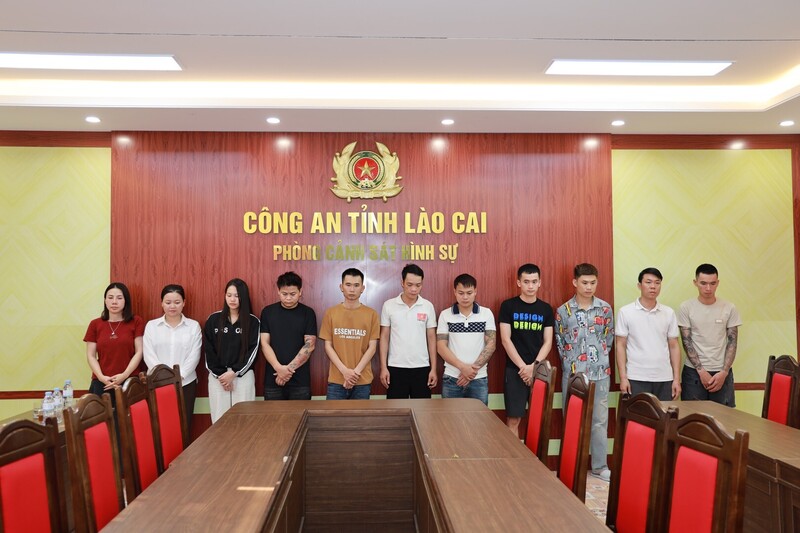 Các đối tượng bị bắt giữ tại cơ quan Công an. Ảnh: Công an tỉnh Lào Cai