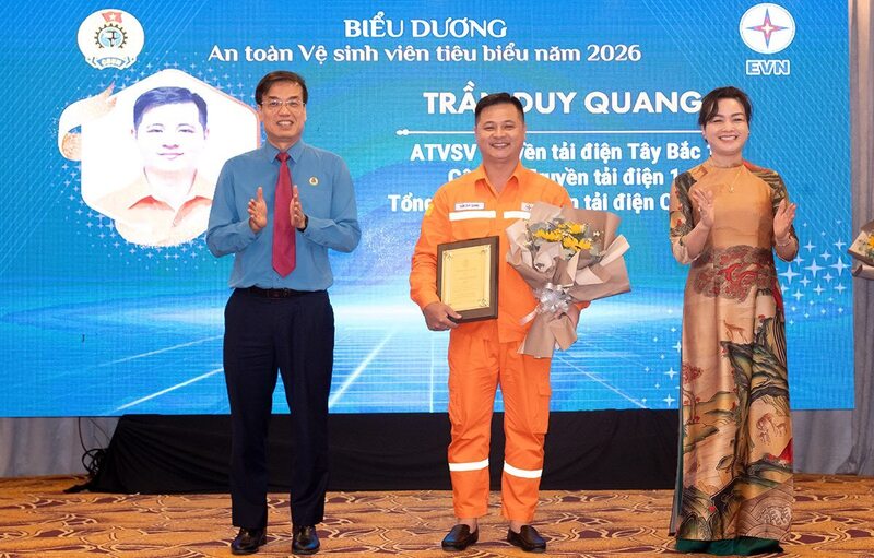 Anh Trần Duy Quang được Công đoàn Điện lực Việt Nam biểu dương An toàn vệ sinh viên tiêu biểu trong EVN.