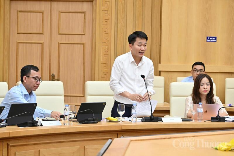 Ông Nguyễn Thanh Bình, Phó Cục trưởng Cục Quản lý và Phát triển thị trường trong nước. Ảnh: Cấn Dũng