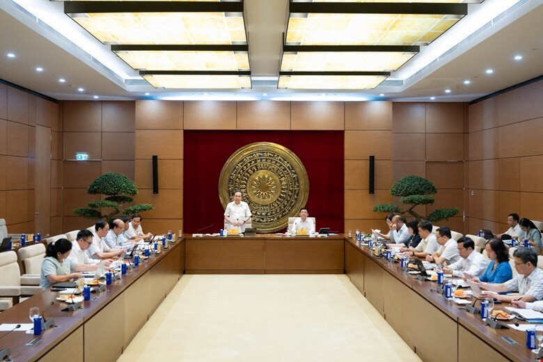 Chủ tịch Quốc hội Trần Thanh Mẫn chủ trì cuộc làm việc với Thường trực Ủy ban Khoa học, Công nghệ và Môi trường về các nhiệm vụ trọng tâm năm 2026 và cả nhiệm kỳ 2026-2031.