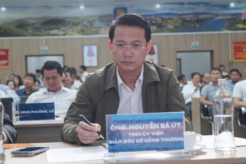 Ông Nguyễn Bá Út, Giám đốc Sở Công Thương tỉnh Lâm Đồng tại hội nghị. Ảnh: Lê Sơn