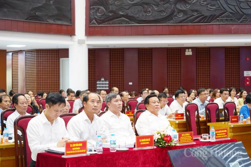 Các đại biểu tham dự hội thảo - Ảnh: Thu Giang