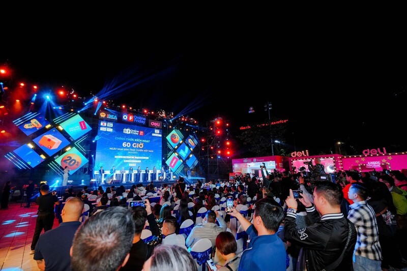 Lào Cai ban hành kế hoạch triển khai thi hành Luật Thương mại điện tử trên địa bàn. Ảnh minh họa: HM