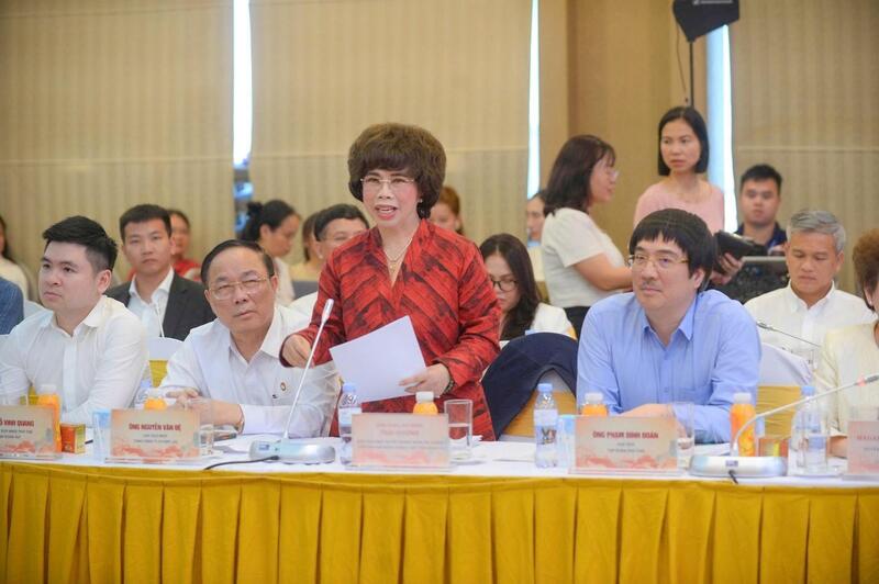 AHLĐ Thái Hương phát biểu tại Hội nghị “Doanh nghiệp, doanh nhân tư nhân Việt Nam với đổi mới mô hình phát triển đất nước và chính sách Đảng viên làm kinh tế tư nhân”, chiều 25/5 tại Hà Nội.