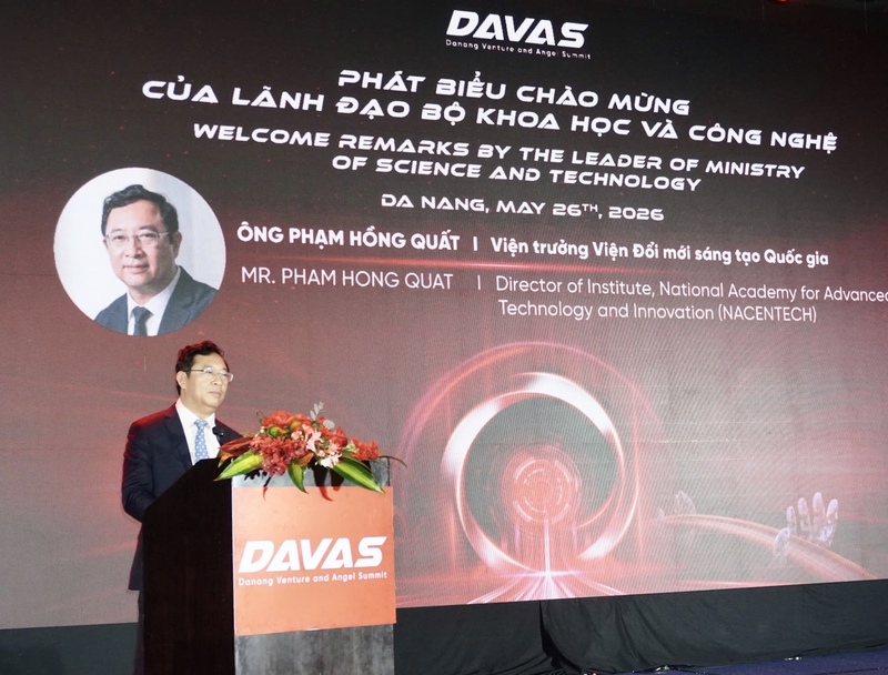 Ông Phạm Hồng Quất, Viện trưởng Viện Đổi mới sáng tạo Quốc gia cam kết sẽ tiếp tục đồng hành, hỗ trợ tháo gỡ rào cản thể chế nhằm khơi thông nguồn lực, tạo môi trường kinh doanh thông thoáng cho doanh nghiệp. Ảnh: Diễm Phúc