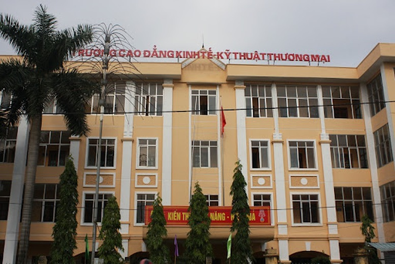 Thủ tướng Chính phủ quyết định sáp nhập Trường Cao đẳng Kinh tế - Kỹ thuật Thương mại vào Trường Đại học Điện lực
