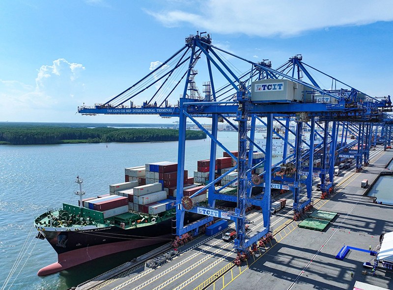 Trong bối cảnh chuyển đổi số, chuyển đổi xanh, tăng cường an ninh, đa dạng hóa, tái cấu trúc chuỗi cung ứng toàn cầu, doanh nghiệp tư nhân có vai trò không thể thay thế