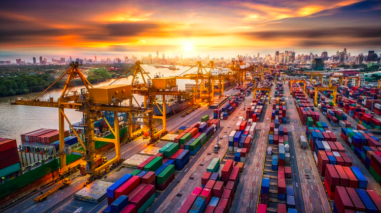 Logistics là một trong những lĩnh vực hợp tác tiềm năng giữa Việt Nam và các nước ASEAN, trong đó có Singapore, Thái Lan. Ảnh minh hoạ