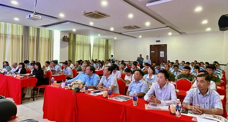 Quang cảnh tại hội nghị.