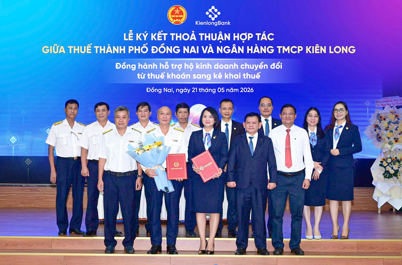 KienlongBank và Thuế thành phố Đồng Nai chính thức bắt tay hợp tác, đồng bộ giải pháp MyShop 5.0 và eTax Mobile nhằm hỗ trợ toàn diện cho cộng đồng Hộ Kinh doanh chuyển đổi số.