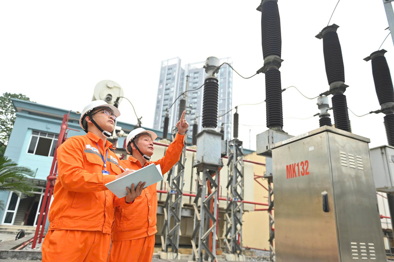EVNHANOI không những không cắt điện luân phiên mà còn chủ động hoãn toàn bộ lịch ngừng cấp điện kế hoạch đến hết ngày 1/6/2026.