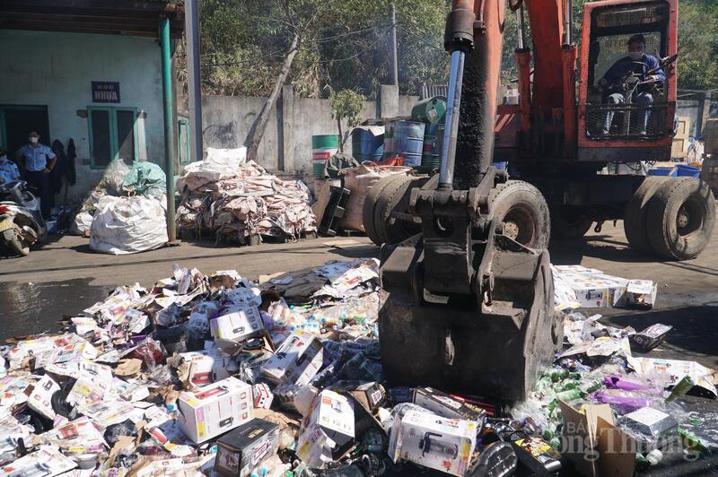 Tiêu hủy hàng hóa vi phạm bị lực lượng quản lý thị trường Đà Nẵng (cũ) và quản lý thị trường Quảng Nam (cũ), nay là quản lý thị trường TP. Đà Nẵng phát hiện, tịch thu từ tháng 9/2024 đến tháng 1/2026.