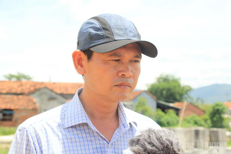 Chia sẻ với phóng viên Báo Công Thương, ông Trần Đình Dũng, Giám đốc Ban Quản lý dự án xã Bình An cho biết, thời gian qua đơn vị đã phối hợp chặt chẽ với Ban Quản lý dự án đầu tư xây dựng các công trình dân dụng và công nghiệp tỉnh, UBND xã Bình An cùng các đơn vị liên quan để tháo gỡ khó khăn, đẩy nhanh tiến độ thi công khu tái định cư. Đến nay công tác kiểm kê các hộ dân bị ảnh hưởng về nhà cửa, vật kiến trúc cơ bản hoàn thành; địa phương đang lập phương án bồi thường, hỗ trợ theo quy định. Riêng khu tái định cư đã cơ bản hoàn tất công tác giải phóng mặt bằng để bàn giao cho đơn vị thi công triển khai các hạng mục hạ tầng.
