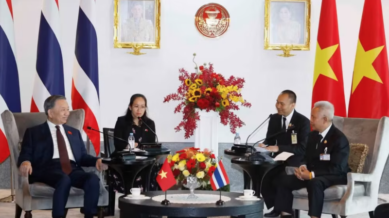Tổng Bí thư, Chủ tịch nước Tô Lâm hội kiến Chủ tịch Quốc hội Thái Lan Sophon Saram. (Ảnh: TTXVN)