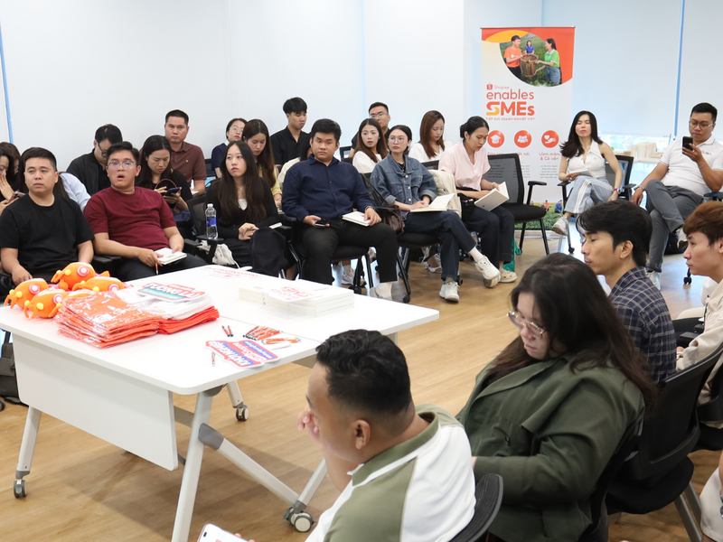 Buổi đào tạo dành riêng cho các nhà bán Mall tại TP. Hồ Chí Minh, từ các nhà bán mới đến những doanh nghiệp đã có nhiều năm kinh doanh trên thương mại điện tử.
