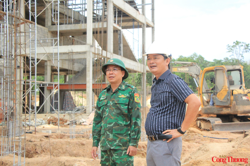 Thiếu tá Phạm Tiến Sỹ, Phó Đồn trưởng Đồn Biên phòng Ia Pnôn, người được giao phụ trách lực lượng hỗ trợ thi công tại công trình cho biết, ngay từ khi nhận nhiệm vụ, đơn vị đã xác định đây là nhiệm vụ chính trị quan trọng, thể hiện trách nhiệm và tình cảm của cán bộ, chiến sĩ Bộ đội Biên phòng đối với đồng bào nơi biên giới.