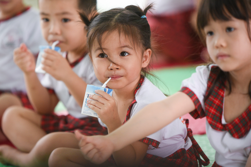 TH đặc biệt chú trọng đến dinh dưỡng và nâng cao tầm vóc cho “lứa tuổi vàng” (từ 2 đến 12 tuổi).