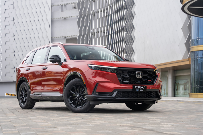 Mẫu xe CR-V e:HEV RS mới