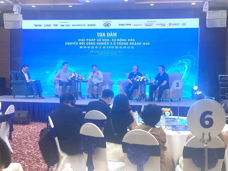 Tọa đàm “Giải pháp số hoá, tự động hoá, chuyển đổi công nghiệp 4.0 trong ngành may” bàn thảo nhiều nội dung về đổi mới công nghệ dệt may
