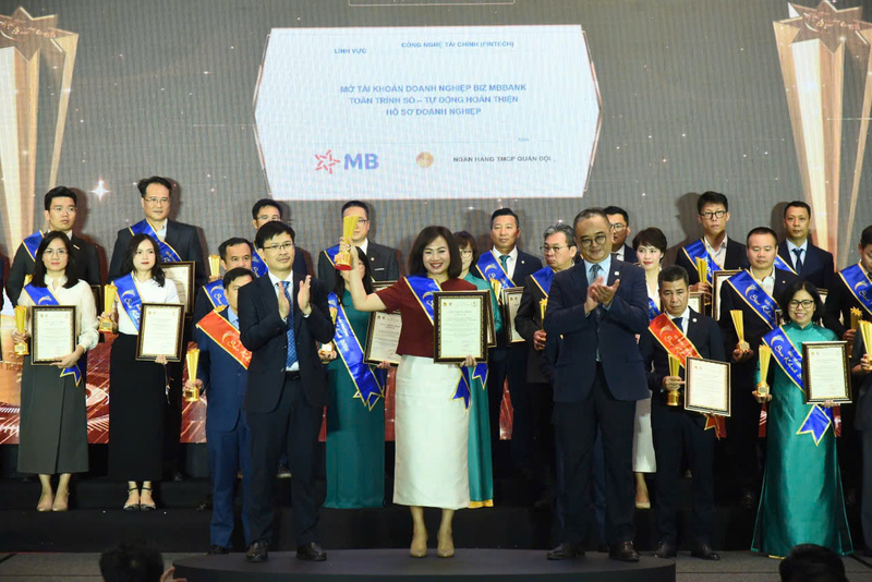 MB ghi dấu ấn với 5 giải thưởng Sao Khuê 2026 - 2