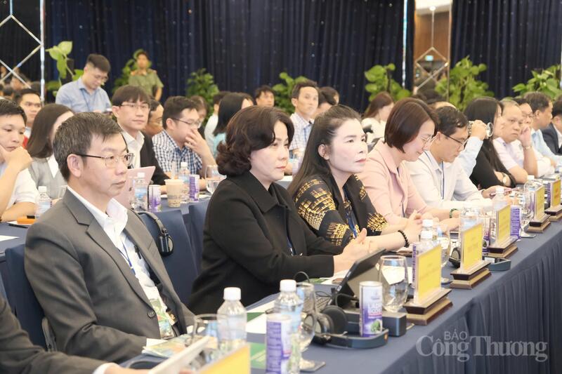 Các đại biểu tham dự hội thảo. Ảnh: Lê Sơn