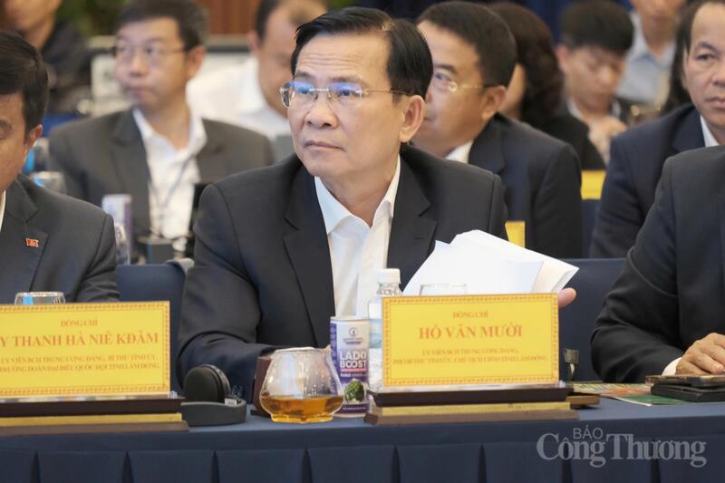 Ủy viên Ban Chấp hành Trung ương Đảng, Chủ tịch UBND tỉnh Lâm Đồng Hồ Văn Mười. Ảnh: Lê Sơn