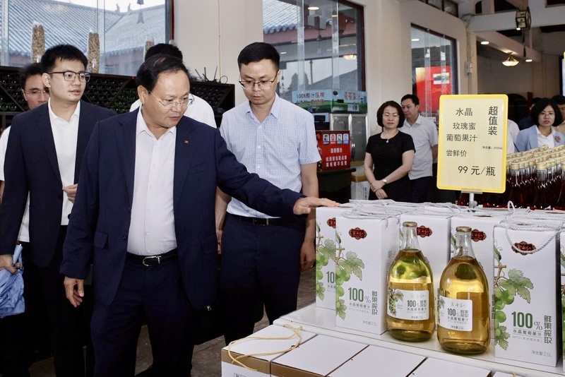 Qua chuyến khảo sát, tỉnh Lai Châu có thêm những kinh nghiệm thực tiễn trong phát triển nông nghiệp gắn với công nghiệp chế biến, ứng dụng khoa học công nghệ để nâng cao giá trị sản phẩm và đa dạng hóa ngành hàng. Ảnh: CTV