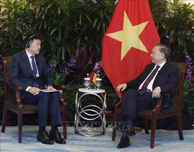 Tổng Bí thư, Chủ tịch nước Tô Lâm tiếp ông Forrest Li, Nhà sáng lập, Chủ tịch kiêm Tổng giám đốc điều hành Công ty SEA. Ảnh: Thống Nhất/TTXVN