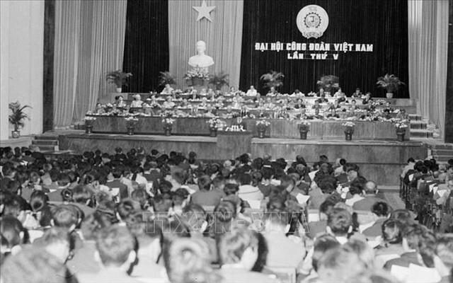 Lễ khai mạc Đại hội Công đoàn Việt Nam lần thứ V, tại Hà Nội, ngày 16/11/1983. Ảnh: TTXVN