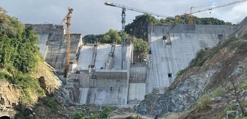 Nhiều dự án thủy điện vẫn đang chờ xây dựng Trạm biến áp 110kV để tiến hành đấu nối khi hoàn thành công trình. Ảnh: Hải Hoàng