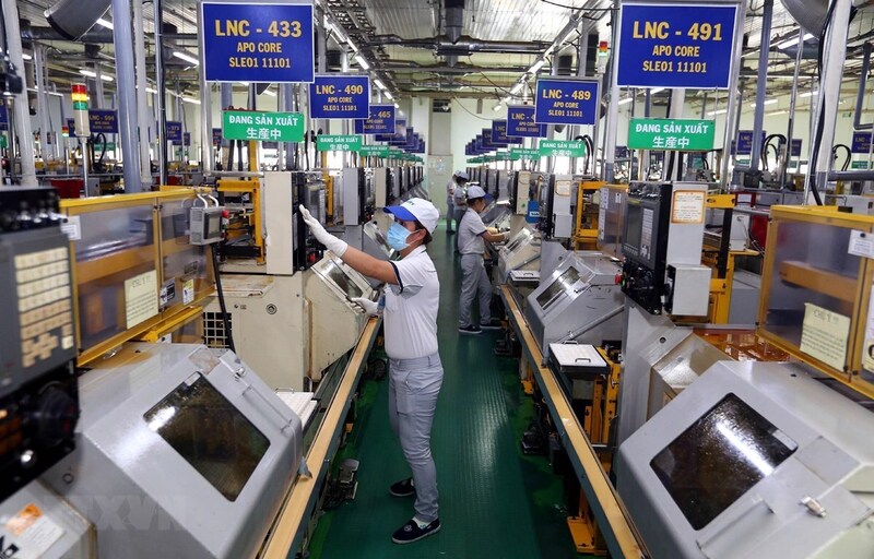 Từ vai trò trung tâm sản xuất, TP. Hồ Chí Minh đang hướng tới những khâu có giá trị cao hơn trong chuỗi cung ứng toàn cầu như nghiên cứu, thiết kế và phát triển công nghệ. Ảnh: Danh Lam