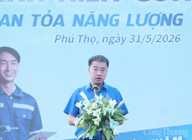 Anh Nguyễn Tường Lâm - Bí thư Trung ương Đoàn, Chủ tịch Trung ương Hội LHTN Việt Nam phát biểu tại ngày hội