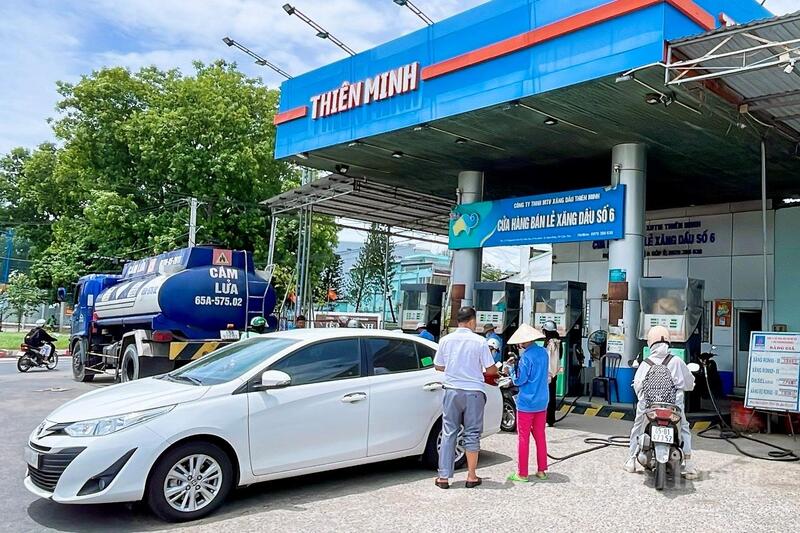 Việc triển khai xăng E10 không chỉ góp phần thực hiện mục tiêu phát triển bền vững, giảm phát thải khí nhà kính - Ảnh: Khánh Ngọc.