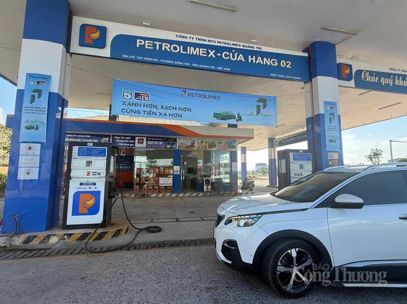 Nhiều cửa hàng xăng dầu trên địa bàn tỉnh Quảng Trị triển khai sử dụng xăng sinh học E10