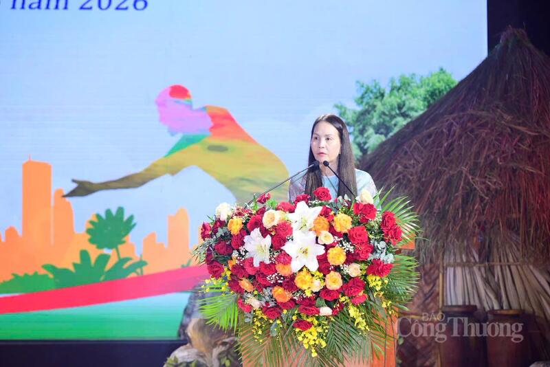 Bà Nguyễn Thị Bích Ngọc, Quyền Giám đốc Sở Văn hóa, Thể thao và Du lịch tỉnh Lâm Đồng phát biểu tại chương trình. Ảnh: ĐVCC
