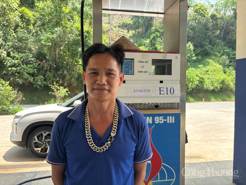 Ông Hoàng Đình Xuân, Trưởng Cửa hàng bán lẻ xăng dầu Sơn Thuỷ số 2 cho biết, qua thực tiễn kinh doanh xăng E10 tại cửa hàng chưa ghi nhận phản hồi nào tiêu cực về xăng E10.