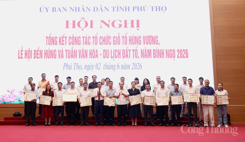 Báo Công Thương vinh dự là một trong 55 cơ quan báo chí được Chủ tịch UBND tỉnh Phú Thọ tặng Bằng khen vì có thành tích xuất sắc trong công tác tuyên truyền về các hoạt động Giỗ Tổ Hùng Vương - Lễ hội Đền Hùng và Tuần Văn hóa - Du lịch Đất Tổ năm 2026.