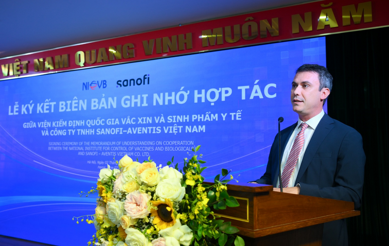 Ông Lucas Steinberg, Giám đốc ngành hàng vắc-xin - Tổng Giám đốc Sanofi Việt Nam.