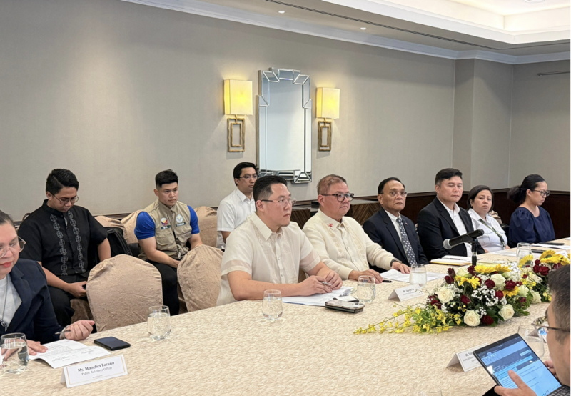 Đại diện phía Philippines tại buổi làm việc.