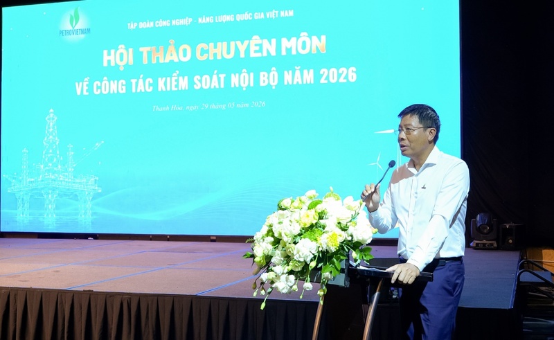 Ông Nguyễn Văn Mậu, Thành viên HĐTV Petrovietnam ghi nhận và đánh giá cao những đóng góp của đội ngũ người đại diện và lực lượng kiểm tra, giám sát trong quá trình xây dựng hệ thống quản trị hiện đại tại Petrovietnam. Ảnh: Petrovietnam