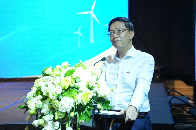 Phát biểu tại hội thảo, ông Trần Quang Dũng, Phó Bí thư Thường trực Đảng ủy Petrovietnam nhấn mạnh việc xây dựng và hoàn thiện bộ nguyên tắc quản trị theo chuẩn mực OECD là yêu cầu cấp thiết, phù hợp với xu thế phát triển hiện đại và định hướng quản trị doanh nghiệp nhà nước trong giai đoạn mới. Ảnh: Petrovietnam