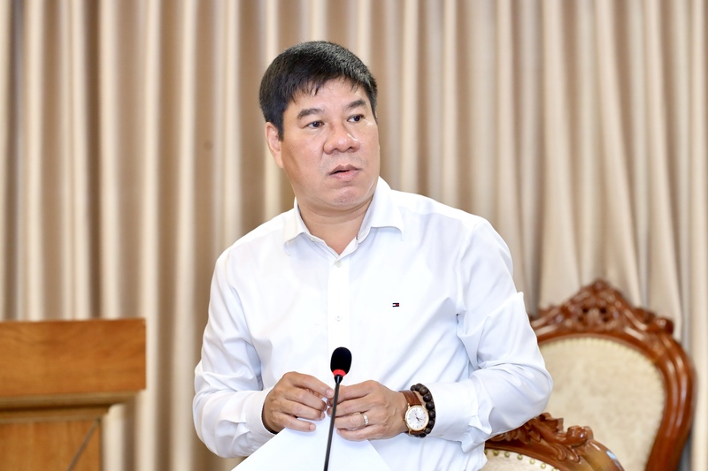 Ông Huỳnh Văn Chương, Cục trưởng Cục Quản lý chất lượng phát biểu tại hội nghị. Ảnh: Bộ Giáo dục và Đào tạo