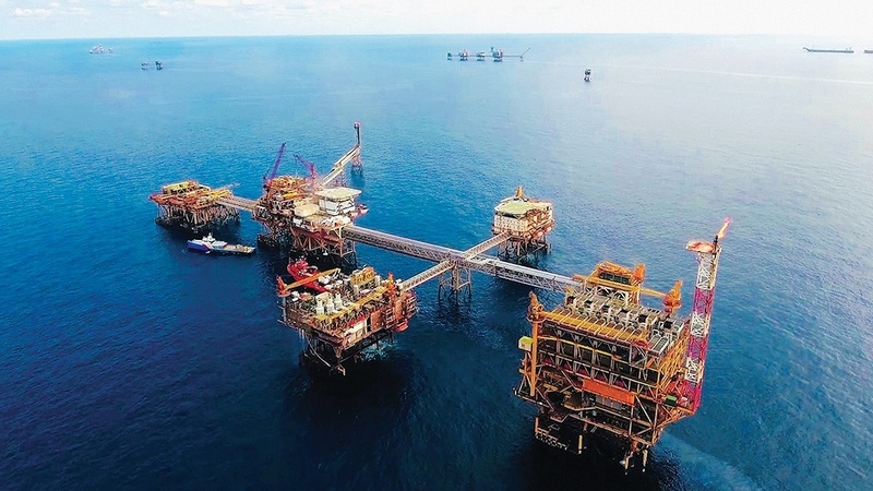 Hoạt động khai thác dầu khí ngoài khơi của Petrovietnam (mỏ Bạch Hổ). Ảnh: Petrovietnam