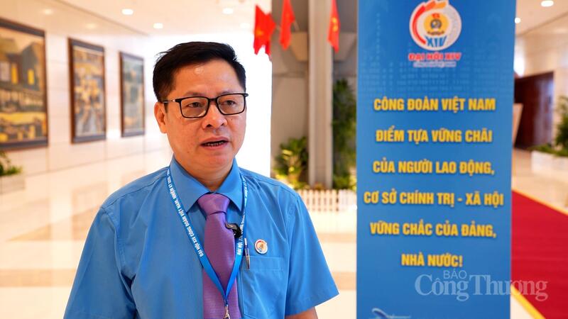 Đại biểu Đoàn Đức Hân - Tổ trưởng Tổ Công đoàn, Ban Quan hệ lao động, Tổng Liên đoàn lao động Việt Nam. Ảnh: Thái Mạnh