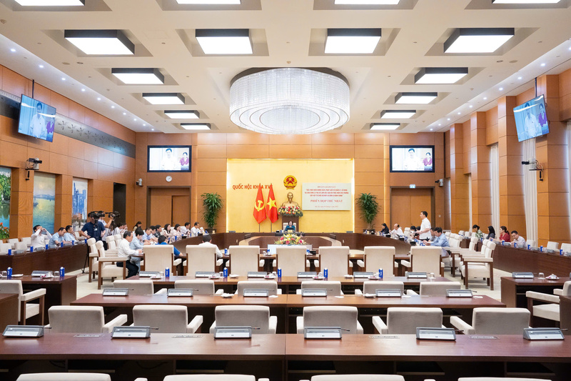 Toàn cảnh phiên họp.